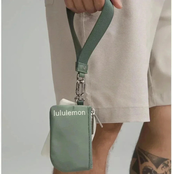 Lululemon wristlet - Picture 11 of 16